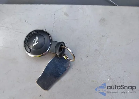 2008 Mini Cooper S z USA, uszkodzony, nr VIN WMWMF73568TV36538